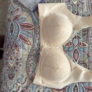 Shecurve Cream Front Closure Push-up Bra